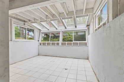 Hot Tub / Spa Photo of 1227 12th Street, West Vancouver, BC