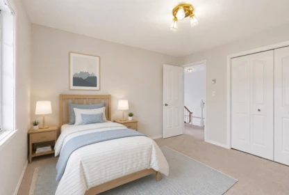 Mudroom Photo of 1227 12th Street, West Vancouver, BC