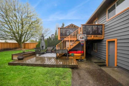 Hot Tub / Spa Photo of 11472 85 Avenue, Delta, BC
