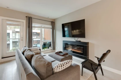 32 3595 Salal Drive, North Vancouver, BC, North Vancouver — Townhouse for sale