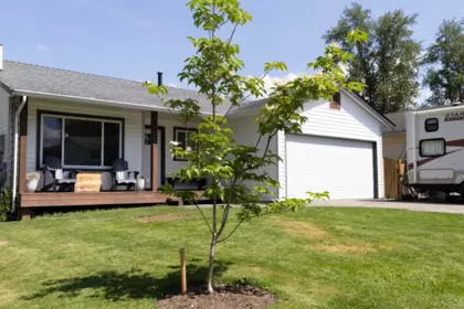 9537 214a Street, Langley, BC, Langley — Single Family Residence for sale