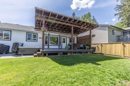 Garage Interior Photo of 9537 214a Street, Langley, BC