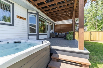 Mudroom Photo of 9537 214a Street, Langley, BC
