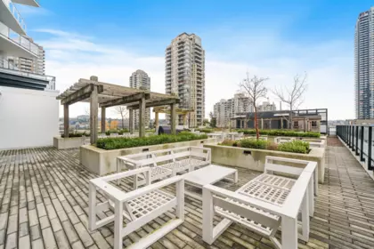 Backyard Photo of 2607 2181 Madison Avenue, Burnaby, BC