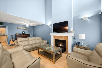 Kitchen Photo of 27 8888 151 Street, Surrey, BC
