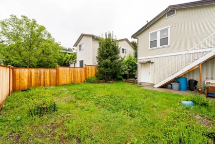 Garden / Landscaping Photo of 781 Chilko Drive, Coquitlam, BC