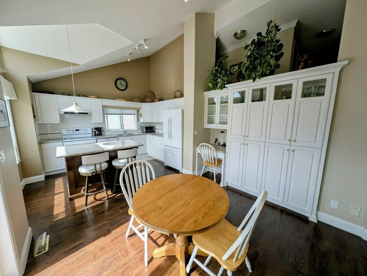 Family Room Photo of 8 8590 Sunrise Drive, Chilliwack, BC