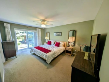 Breakfast Nook Photo of 8 8590 Sunrise Drive, Chilliwack, BC