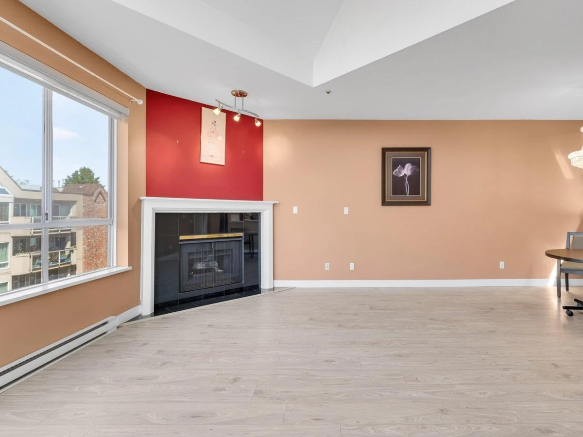 Family Room Photo of 315 8651 Ackroyd Road, Richmond, BC