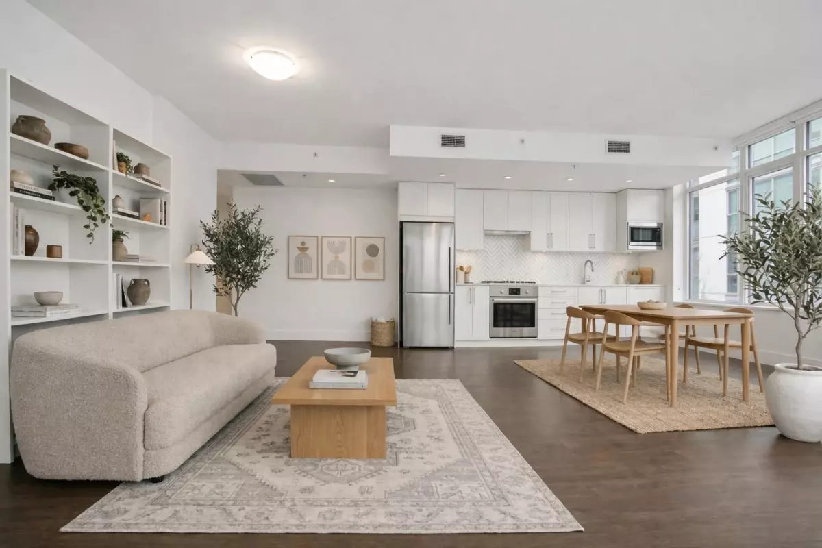 Family Room Photo of 302 2455 Kingsway, Vancouver, BC