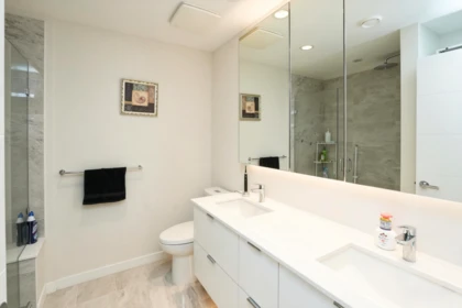 Primary Bathroom Photo of 107 9233 Odlin Road, Richmond, BC