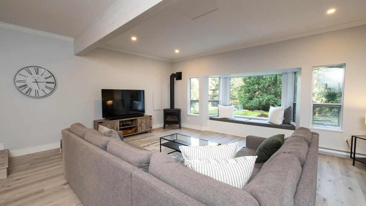 Living Room Photo of 1148 Gower Point Road, Gibsons, BC