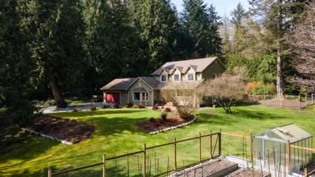 1148 Gower Point Road, Gibsons, BC, Gibsons — Single Family Residence for sale