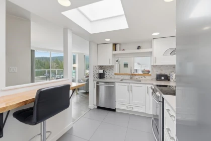 Breakfast Nook Photo of 1004 995 Roche Point Drive, North Vancouver, BC