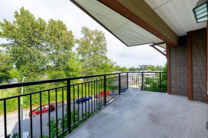 Backyard Photo of 311 16068 83 Avenue, Surrey, BC