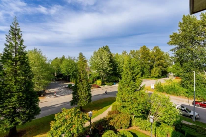 Hallway Photo of 311 16068 83 Avenue, Surrey, BC