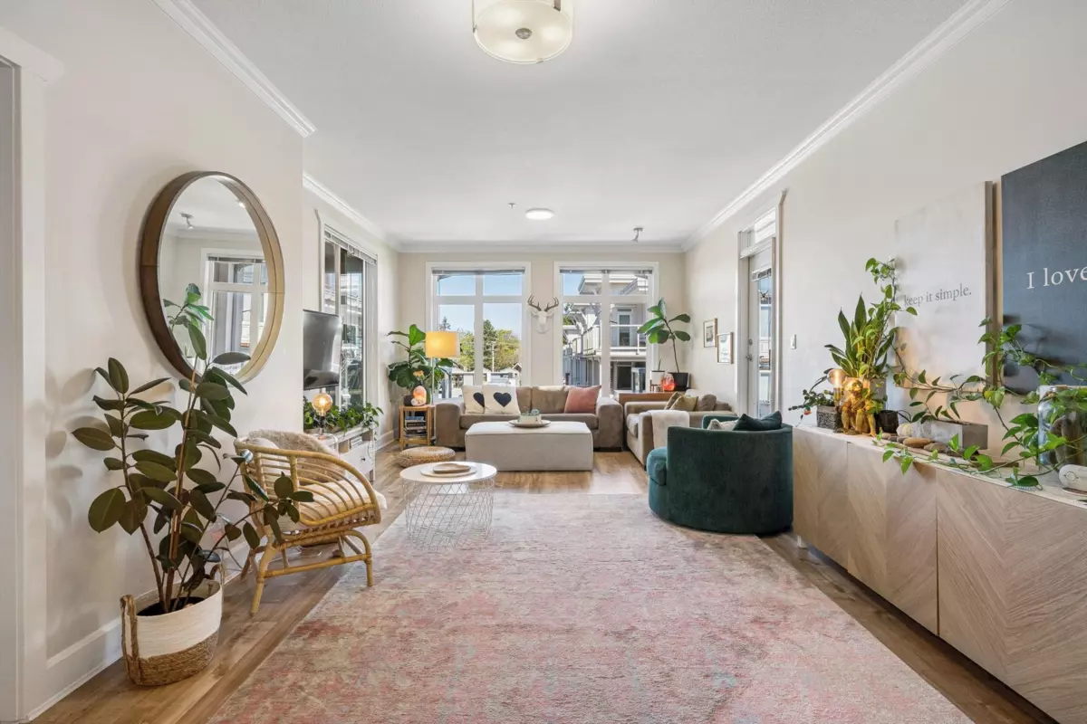Family Room Photo of 305 4111 Bayview Street, Richmond, BC