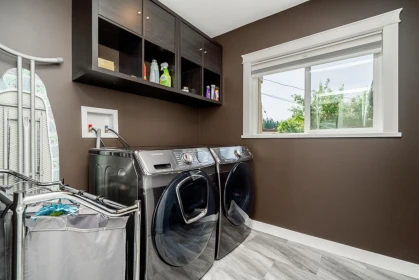Laundry Room Photo of 17 8985 Shook Road, Mission, BC