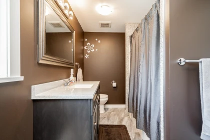 Mudroom Photo of 17 8985 Shook Road, Mission, BC