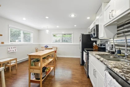 Basement Recreation Room Photo of 4938 Redonda Drive, North Vancouver, BC