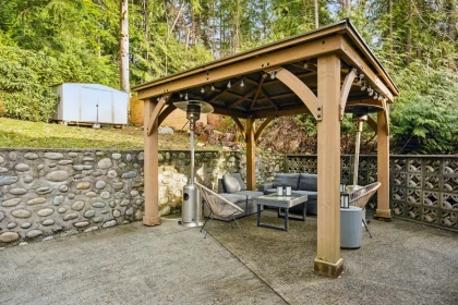 Outdoor Kitchen Photo of 4938 Redonda Drive, North Vancouver, BC