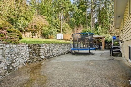 Swimming Pool Photo of 4938 Redonda Drive, North Vancouver, BC