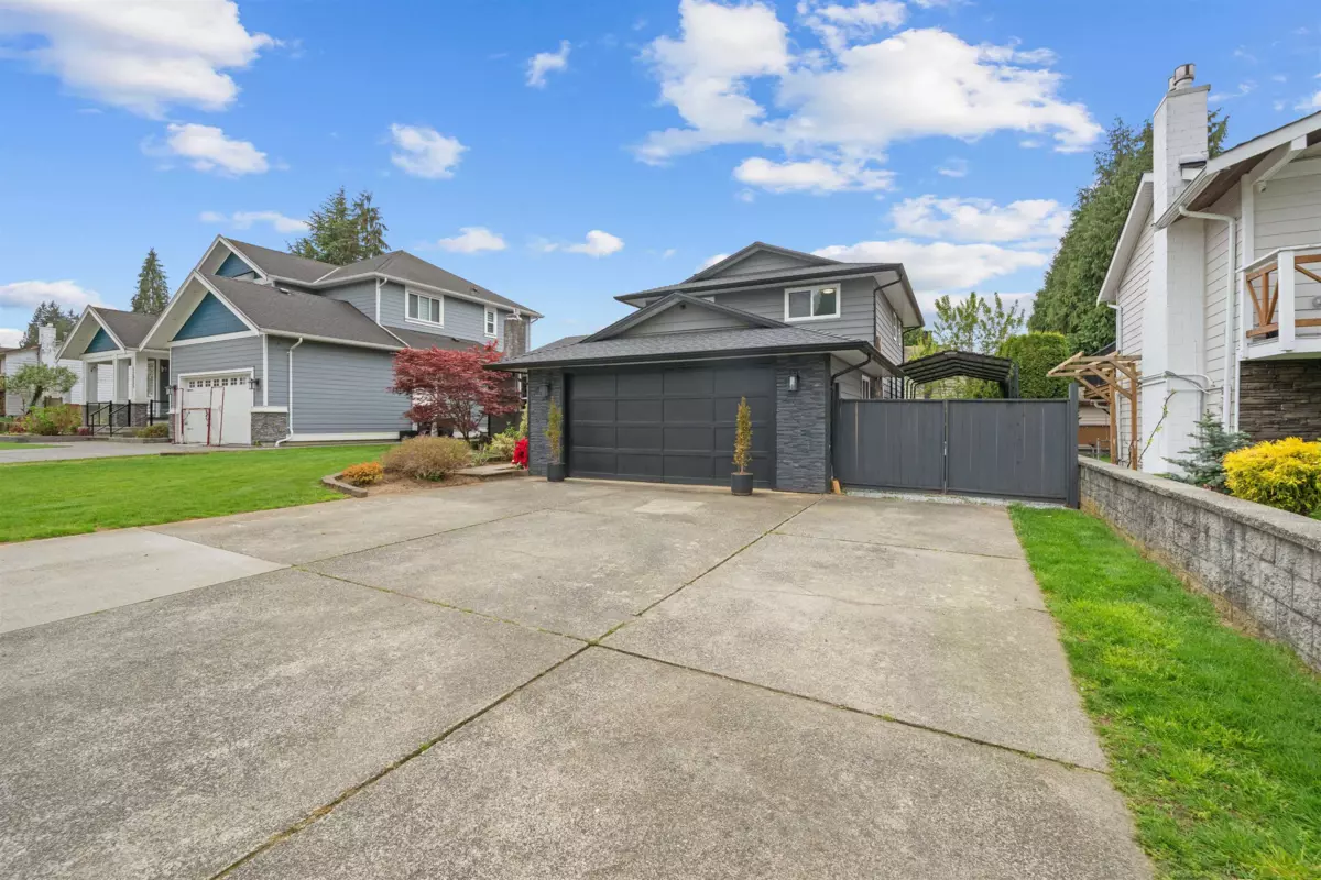 Family Room Photo of 11923 194b Street, Pitt Meadows, BC