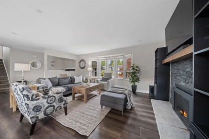 Breakfast Nook Photo of 11923 194b Street, Pitt Meadows, BC