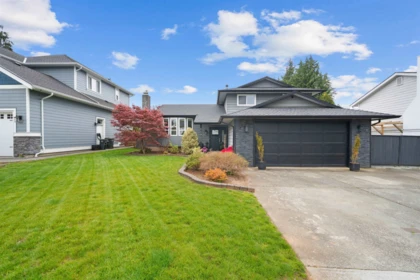11923 194b Street, Pitt Meadows, BC, Pitt Meadows — Single Family Residence for sale