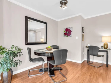 Loft / Bonus Room Photo of 109 555 W 14th Avenue, Vancouver, BC
