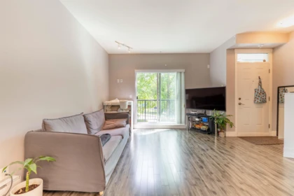 Breakfast Nook Photo of 205 2263 Triumph Street, Vancouver, BC