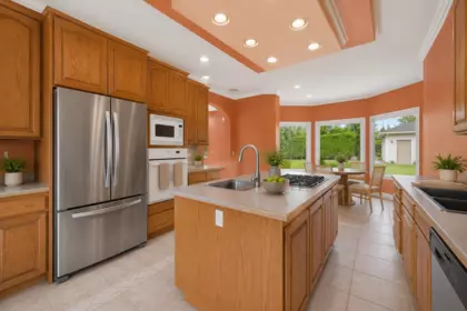 Breakfast Nook Photo of 21715 44a Avenue, Langley, BC
