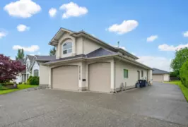 21715 44a Avenue, Langley, BC