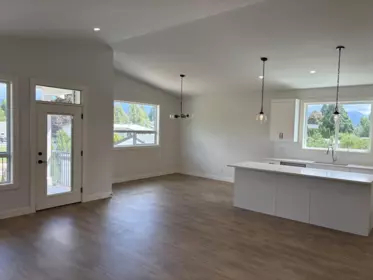 Breakfast Nook Photo of 9650 Menzies Street, Chilliwack, BC