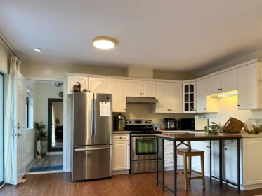 Hot Tub / Spa Photo of 4095 TYSON PLACE, Richmond BC V7C 4T5
