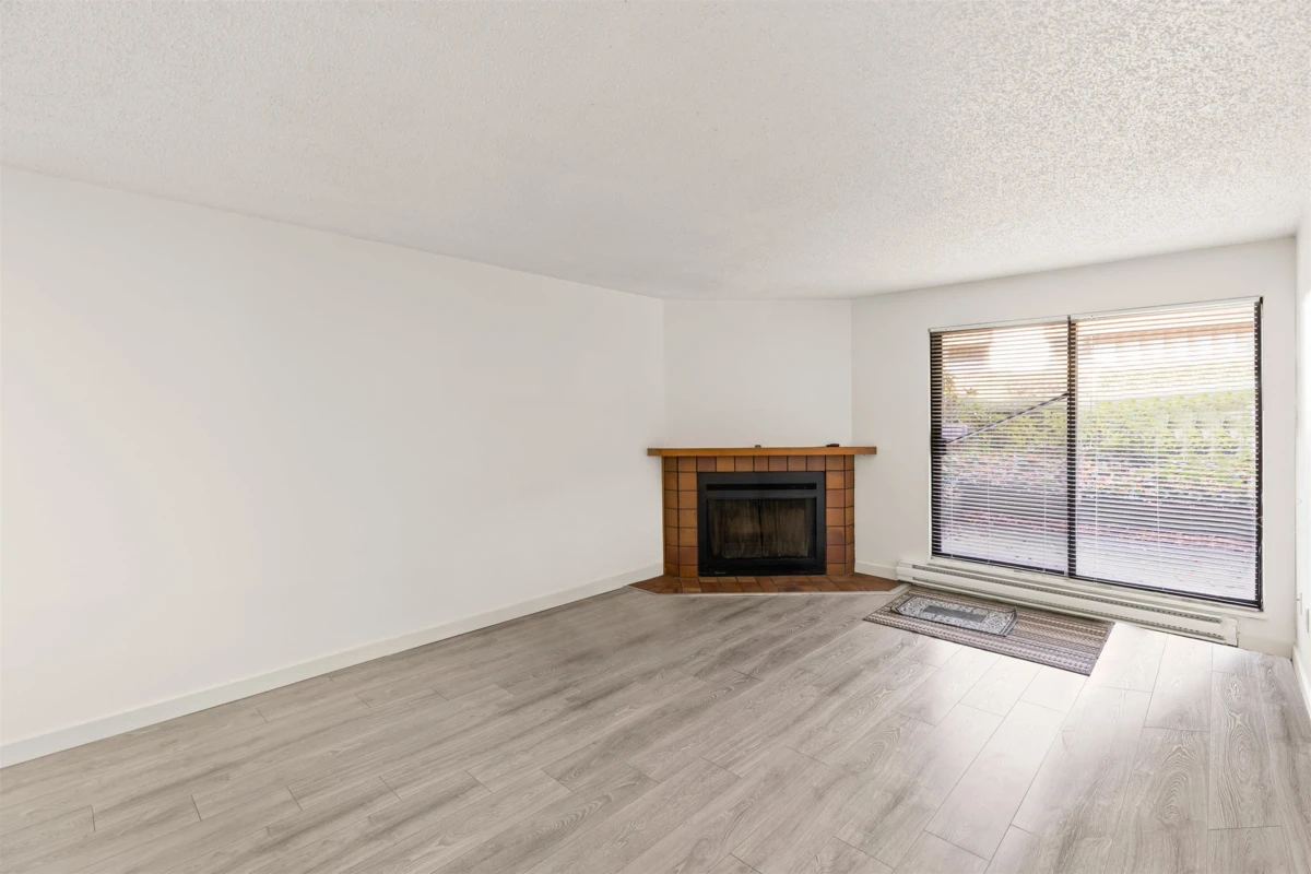 Family Room Photo of 162 7293 Moffatt Road, Richmond, BC