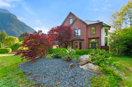 21029 Anson Place, Hope, BC, Hope — Single Family Residence for sale