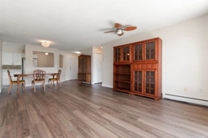Kitchen Island Photo of 117 7685 Amber Drive, Chilliwack, BC