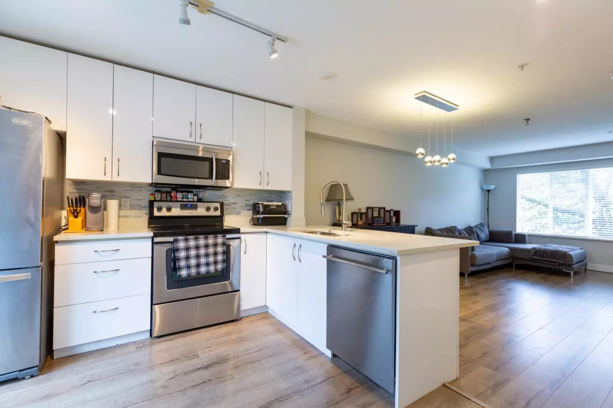 Dining Area Photo of 72 20176 68 Avenue, Langley, BC