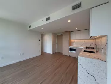 1103 2135 Springer Avenue, Burnaby, BC, Burnaby — Apartment/Condo for sale