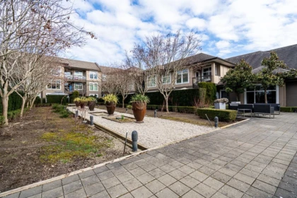 Front Yard Photo of 227 18818 68 Avenue, Surrey, BC