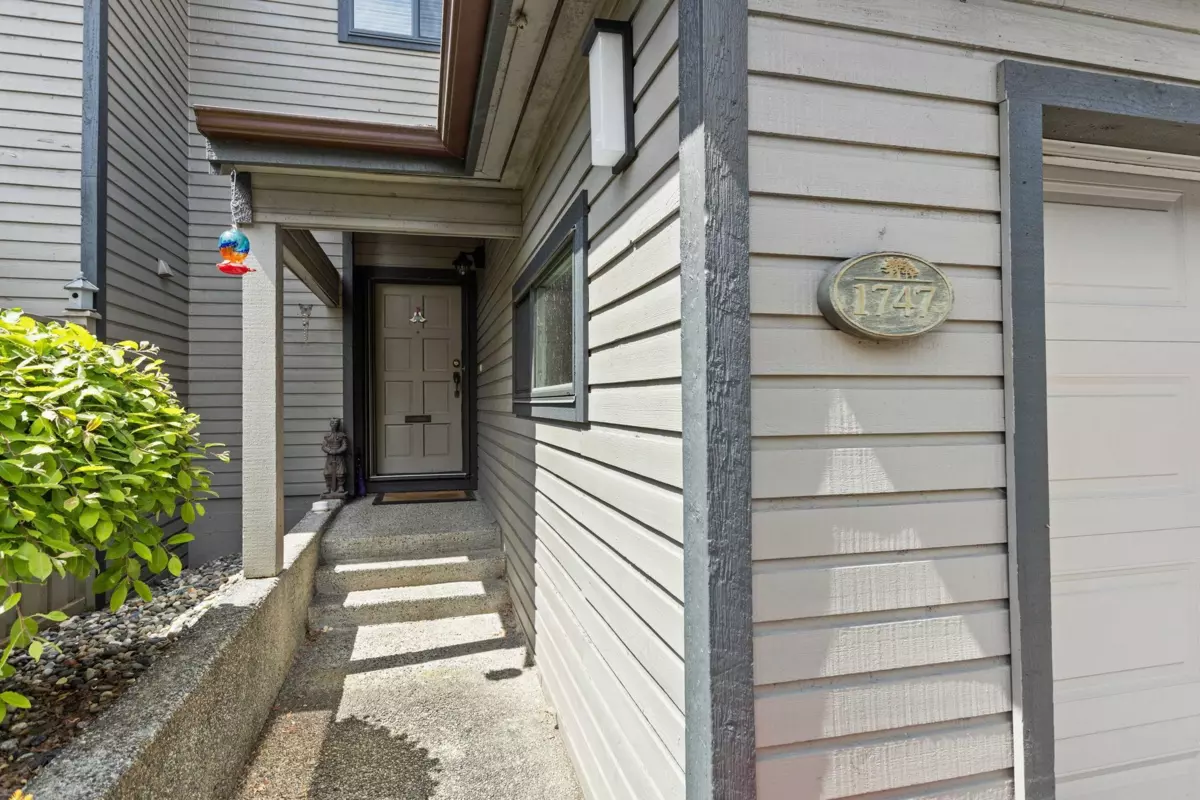 Family Room Photo of 1747 Rufus Drive, North Vancouver, BC