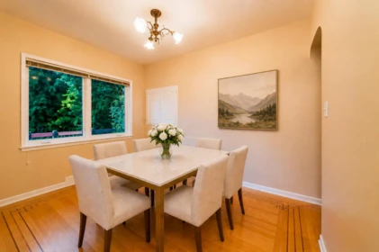 Kitchen Photo of 2870 Thorncliffe Drive, North Vancouver, BC