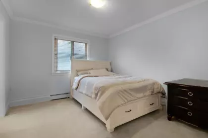 Hallway Photo of 30546 Sapphire Place, Abbotsford, BC