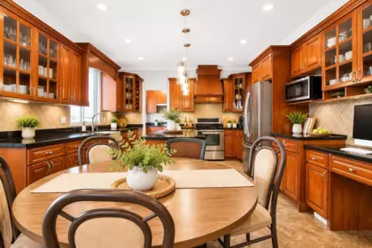 Pantry Photo of 30546 Sapphire Place, Abbotsford, BC