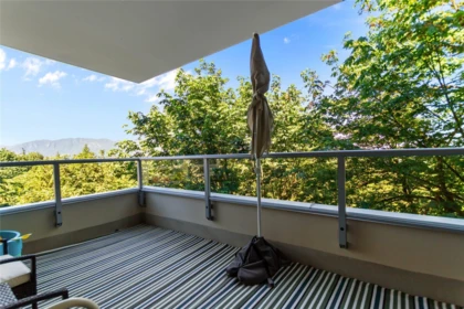 307 9298 University Crescent, Burnaby, BC, Burnaby — Apartment/Condo for sale