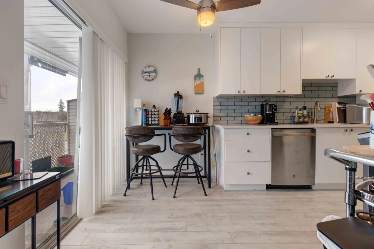 Dining Area Photo of 26 20554 118 Avenue, Maple Ridge, BC