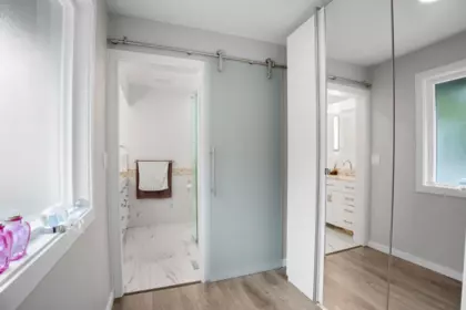 Guest Bathroom Photo of 2268 Nacht Avenue, Port Coquitlam, BC