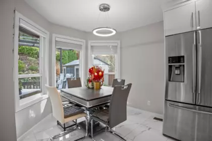 Kitchen Island Photo of 2268 Nacht Avenue, Port Coquitlam, BC