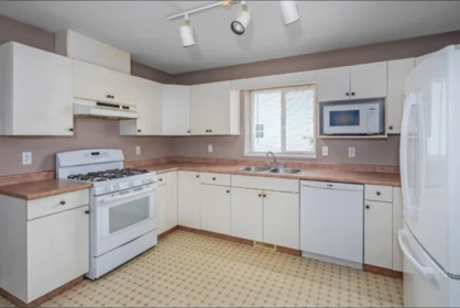 Kitchen Photo of 8258 Wharton Place, Mission, BC